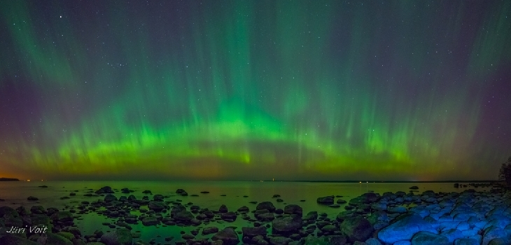 最強(qiáng)太陽風(fēng)暴下的極光：太陽與地球的火花