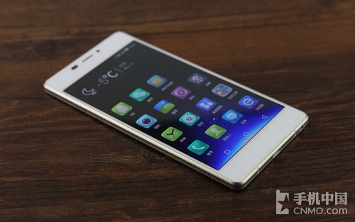 纖薄顏值高_(dá)摩托羅拉Moto X Pro第1張圖 纖薄顏值高_(dá)摩托羅拉Moto X Pro第1張圖