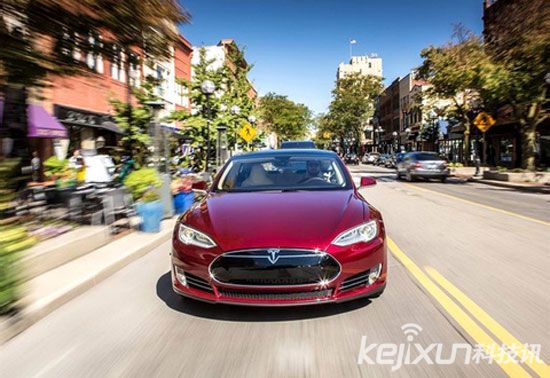特斯拉112萬買來34萬賣:只因充電不方便