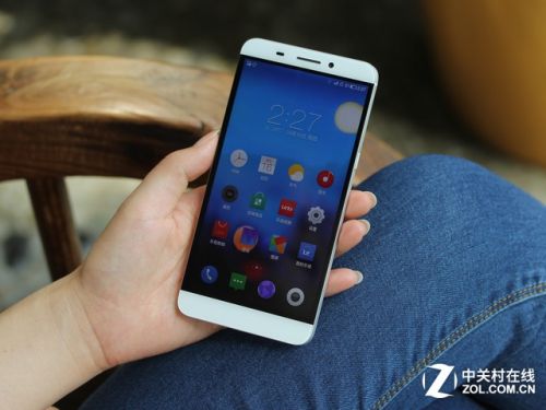 金屬和玻璃的融合 八大高顏值4G手機薦