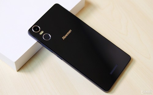 指紋識(shí)別售價(jià)低_摩托羅拉Moto X第2張圖