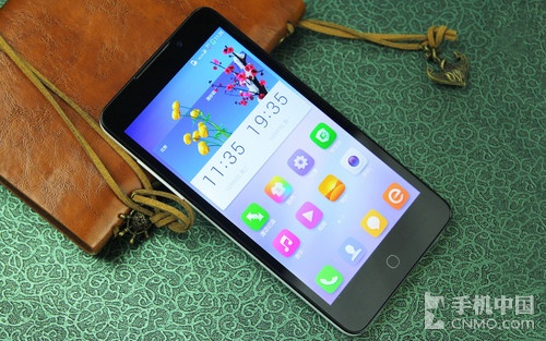 64位<a href=/tags/137-0.html target=_blank class=infotextkey>CPU</a>雙卡4G 大神F1 Plus移動(dòng)版評(píng)測(cè)