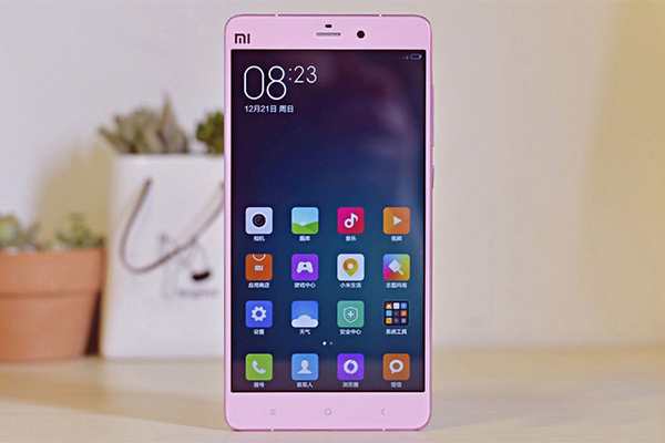 新瓶裝舊酒 盤點外觀變化的新版本手機