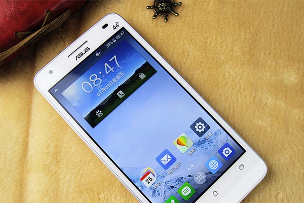 全網(wǎng)兼容/比4G更快 2015電信展新機(jī)盤(pán)點(diǎn)