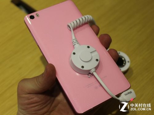 從少女到老婆婆 各年齡層女性手機推薦