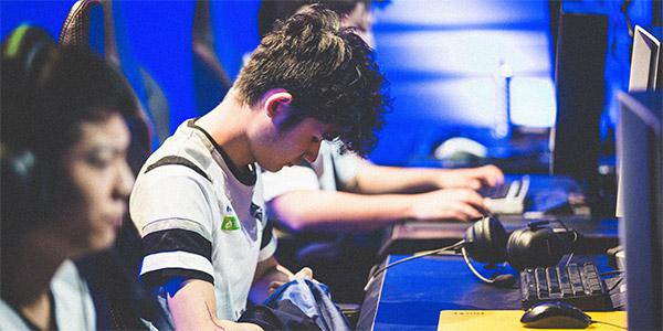 細數LPL上四位AP“大內刺客”，每一位都身手了得！