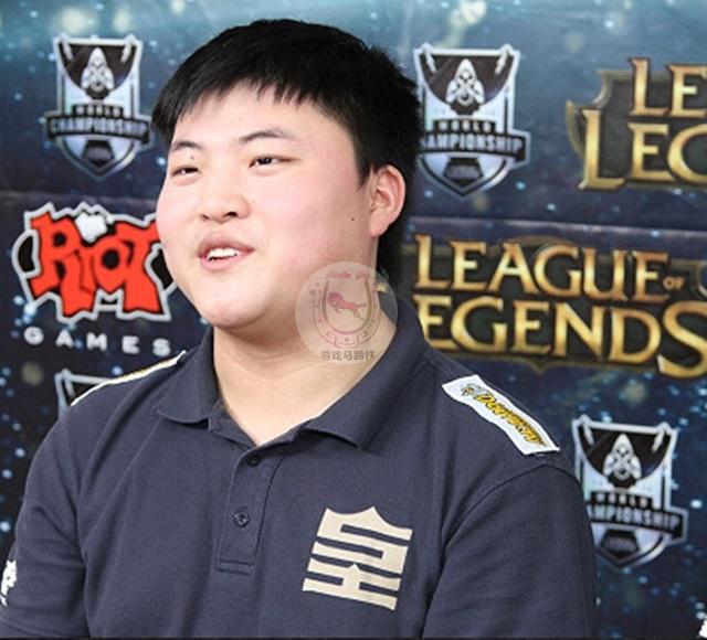 LOL選手UZI要被OMG捆綁3年！最美好的電競生涯或將浪費