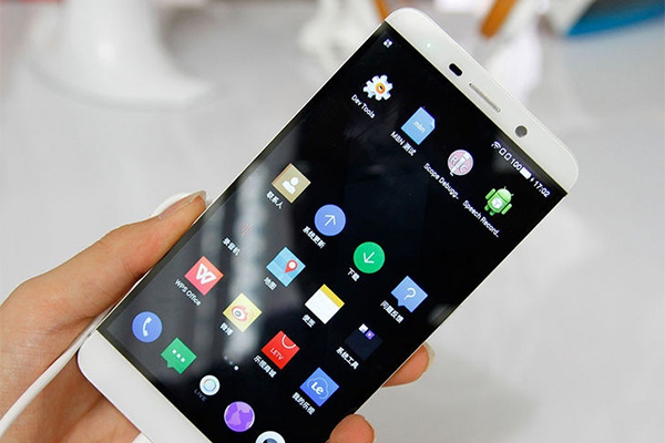 國貨手機占據四席 上半年旗艦機型盤點