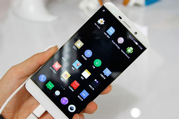 并非只有蘋(píng)果 下半年街機(jī)潛力手機(jī)搜羅