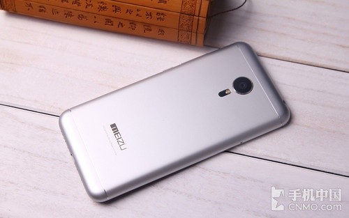 精湛工藝手感舒適_三星G9250第2張圖