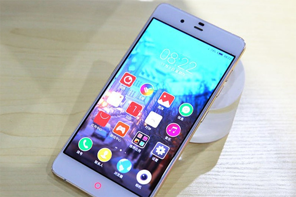 遠走布拉格 最具文藝范兒手機新品盤點