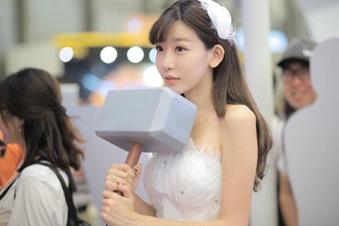 CJ最美女雷神 ShowGirl小林志玲陳瀟