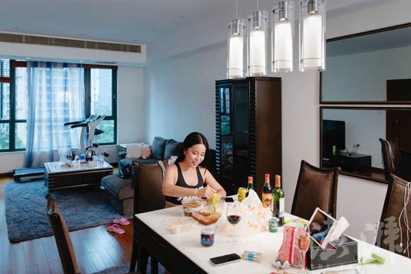 揭秘ChinaJoy“女神”的日常生活:最后一幕亮了