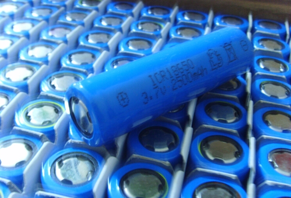 中國最嚴鋰電池標準來襲 廠商急了