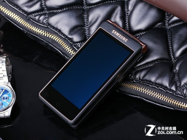 高端奢華商務機 三星W2015報價8788元
