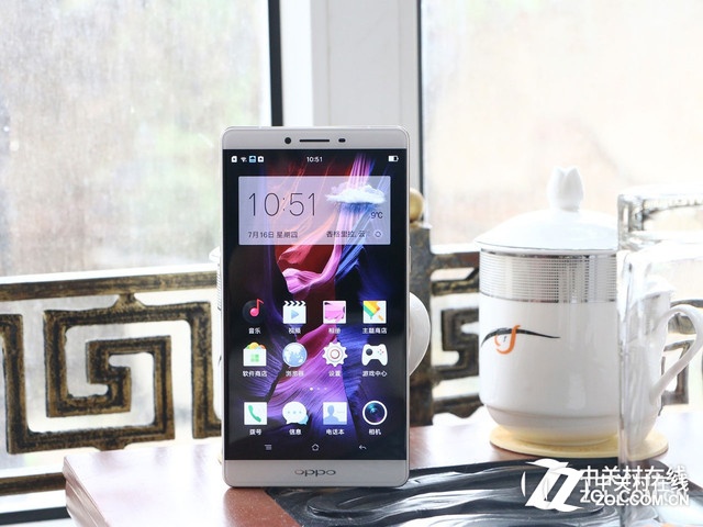 強(qiáng)續(xù)航大屏機(jī) OPPO R7 Plus報(bào)2799元