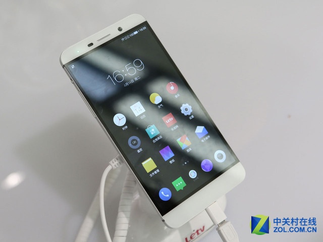 2K屏+驍龍810 樂視超級手機(jī)1Pro僅2499