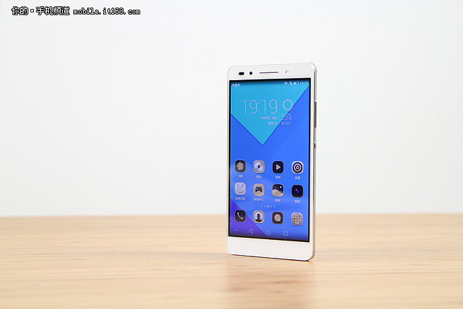 魅族MX5跌破官價(jià)1792 本周超值手機(jī)匯總