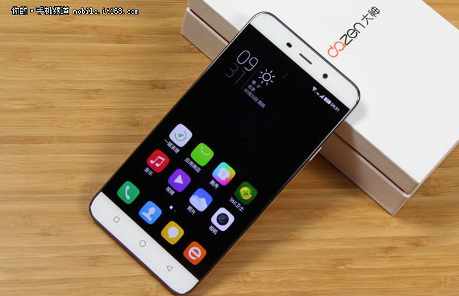 1000元以內(nèi)誰(shuí)更好 編輯親自推薦教你買