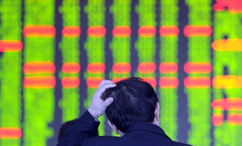 滬指跌幅短暫收窄后跳跌近5% 失守3100點(diǎn)