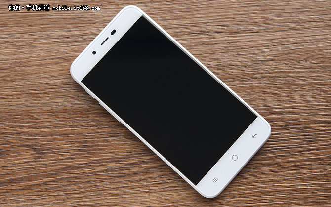 最低價的指紋手機 紅辣椒X1 9月22再賣