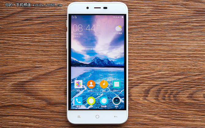 紅辣椒X1評測:699元指紋手機體驗如何？