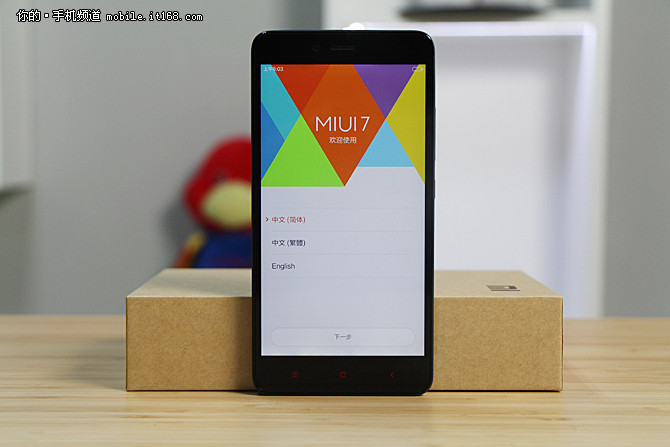 百萬(wàn)預(yù)定ZUK Z1上市 本周京東銷(xiāo)量TOP10