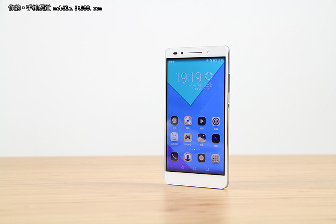 Moto X爆降至1899元 本周京東銷(xiāo)量TOP10