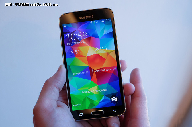 HTC One M9+是HTC在今年上半年針對大陸市場特別推出了旗艦機型，相比于M9，HTC One M9+加入了指紋識別功能，并且采用了更大尺寸的2K分辨率屏幕。同時也延續了HTC One M8經典的全金屬一體成型機身以及后置雙攝像頭?，F在我們發現這款上市價格高達4999元的手機直降兩千五，在國美在線僅售2489元!有打算購入M9+的小伙伴一定要抓住這次機會哦!