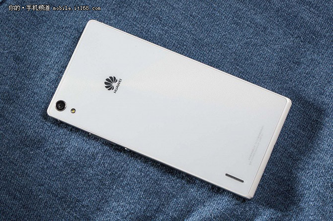 去年旗艦如今跌成千元機(jī) 華為P7僅999元