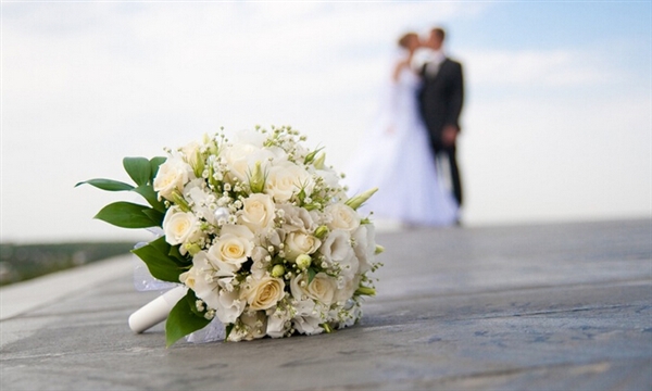 “光棍合娶老婆”教授反擊:男女關系就是交易關系