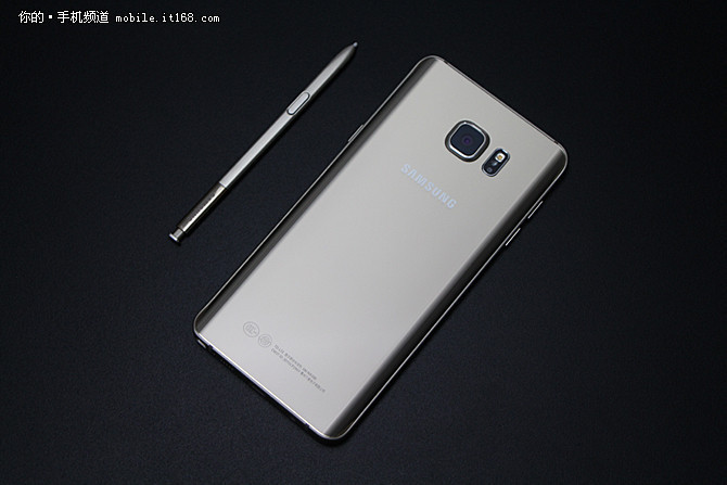 喜迎雙11優(yōu)惠近千元 三星Note5僅4495元