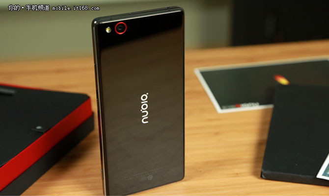 京東努比亞Z9直降一千 2499元十點開搶