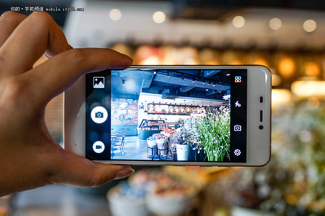 雙2.5D玻璃還超輕薄 金立S5.1Pro售1999