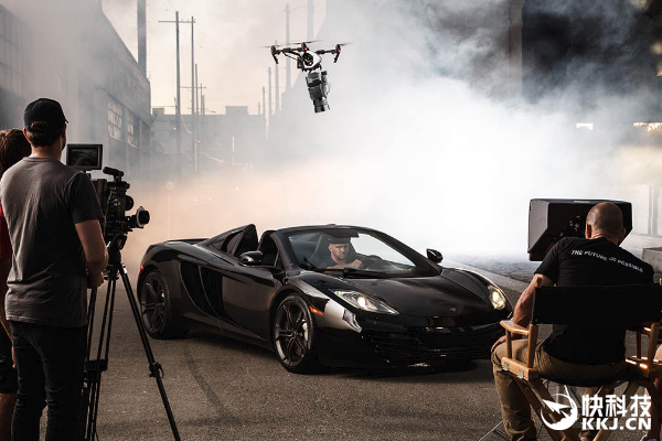 威武:中國(guó)無人機(jī)制造商大疆入股哈蘇相機(jī)