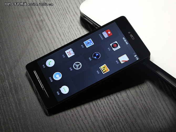 錘子T1暴跌至1480元 本周超值手機匯總