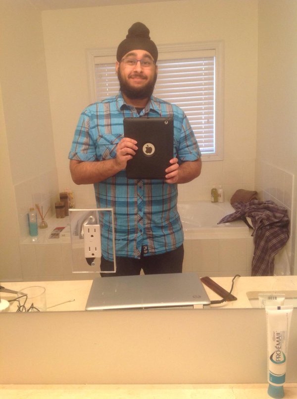 男子自拍慘遭PS 被當成恐怖分子