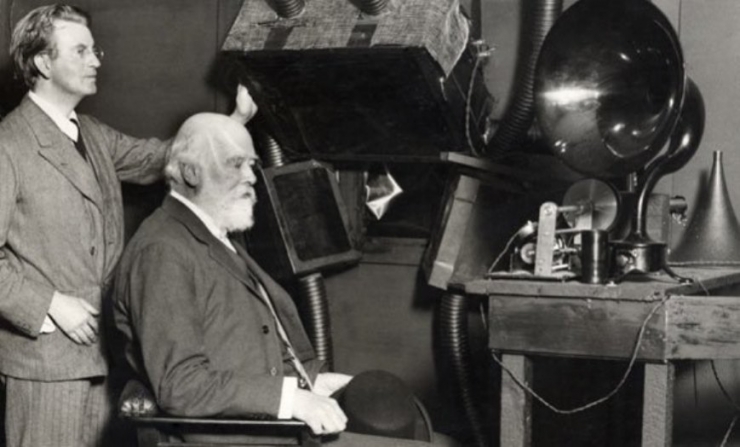 除了動次打次,什么才是選耳機(jī)正確的姿勢?