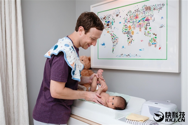 扎克伯格“第一次為女兒換尿布”:190萬網(wǎng)友點贊