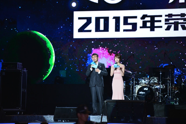 榮耀2周年慶典演唱會 李宇春嗨爆全場