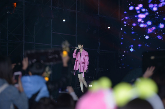 榮耀2周年慶典演唱會 李宇春嗨爆全場