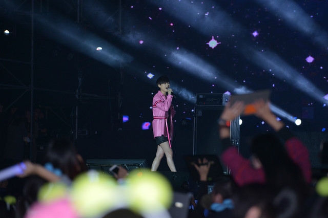 榮耀2周年慶典演唱會 李宇春嗨爆全場