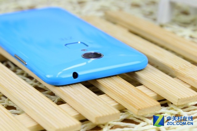 千元新機誠意足 中興Blade A1真機圖賞