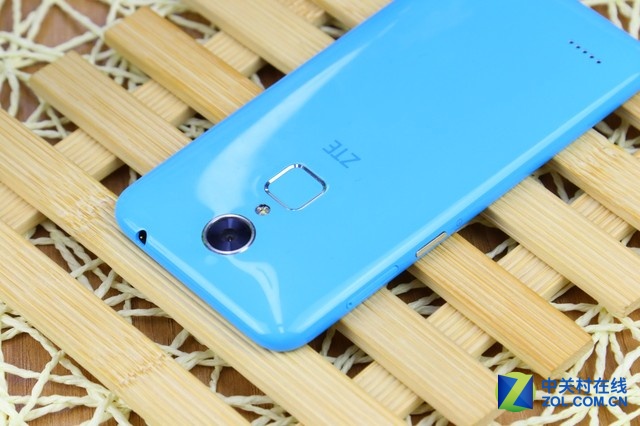 千元新機誠意足 中興Blade A1真機圖賞