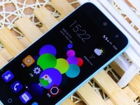 中興Blade A1全評(píng)測(cè) 0.3秒黑屏快速解鎖