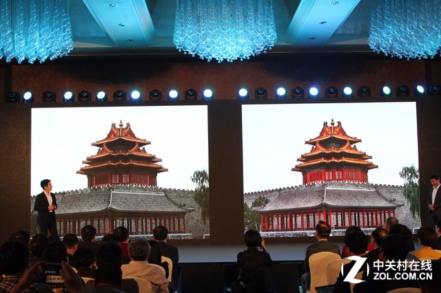 <a href=/digital/ target=_blank class=infotextkey>數(shù)碼</a>變焦(左)對(duì)比華碩鷹眼光學(xué)變焦