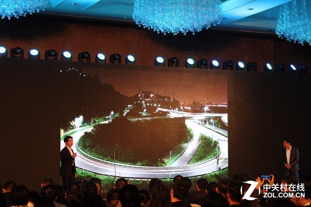 顛覆光變手機(jī) 華碩鷹眼發(fā)布會(huì)全程回顧