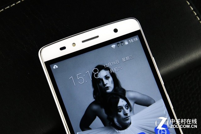 智能遙控“樂(lè)控2.0” TCL樂(lè)玩2C圖賞