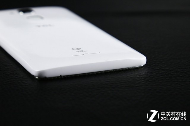 智能遙控“樂控2.0” TCL樂玩2C圖賞  