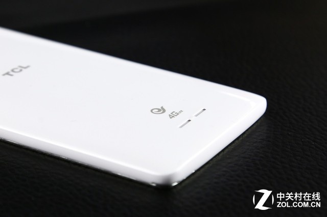 智能遙控“樂控2.0” TCL樂玩2C圖賞  